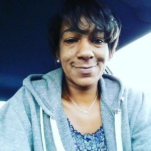 Meet your Posher, Tanea